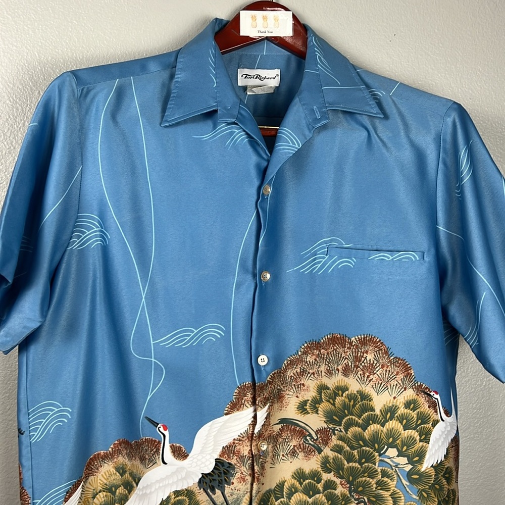 Vintage Tori Richard "Crane" polyester buttoned-down shirt - size L
